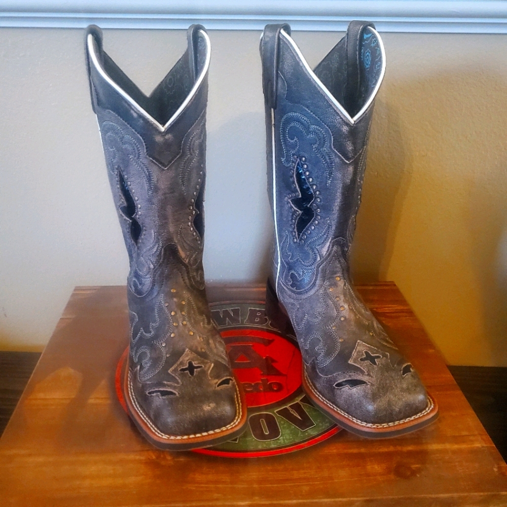 Brand new Laredo cowboy boots